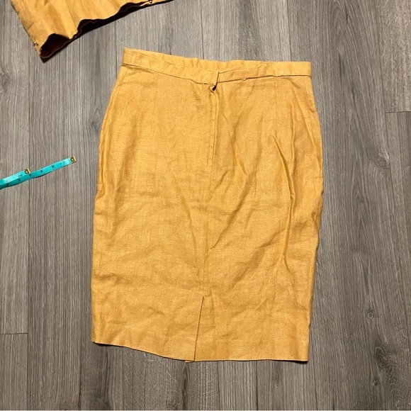 Vintage Magali Collection Two Piece Skirt Blazer Goldenrod Gold Buttons Size 8 - Picture 11 of 12